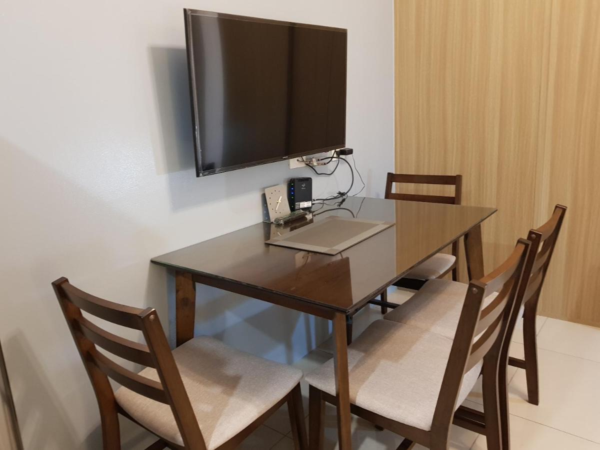 Breeze Residences By Cs Luxe Manila Exterior photo